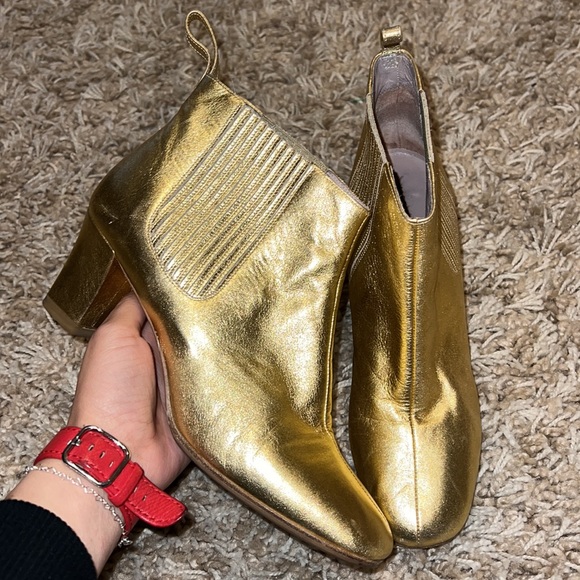 Marc by Marc Jacobs Gold Leather Ankle Boots. Size 39.5/8.5 - Picture 4 of 9